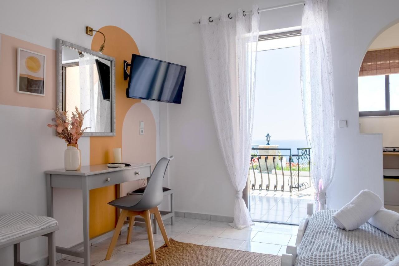 Pefkides Aegina Boutique Apartments Agia Marina  Exteriér fotografie