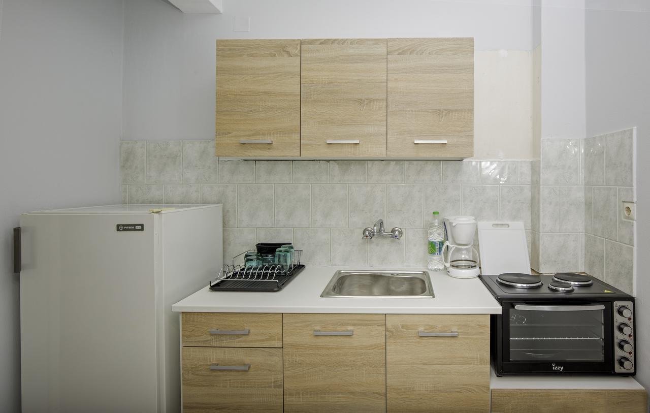Pefkides Aegina Boutique Apartments Agia Marina  Exteriér fotografie